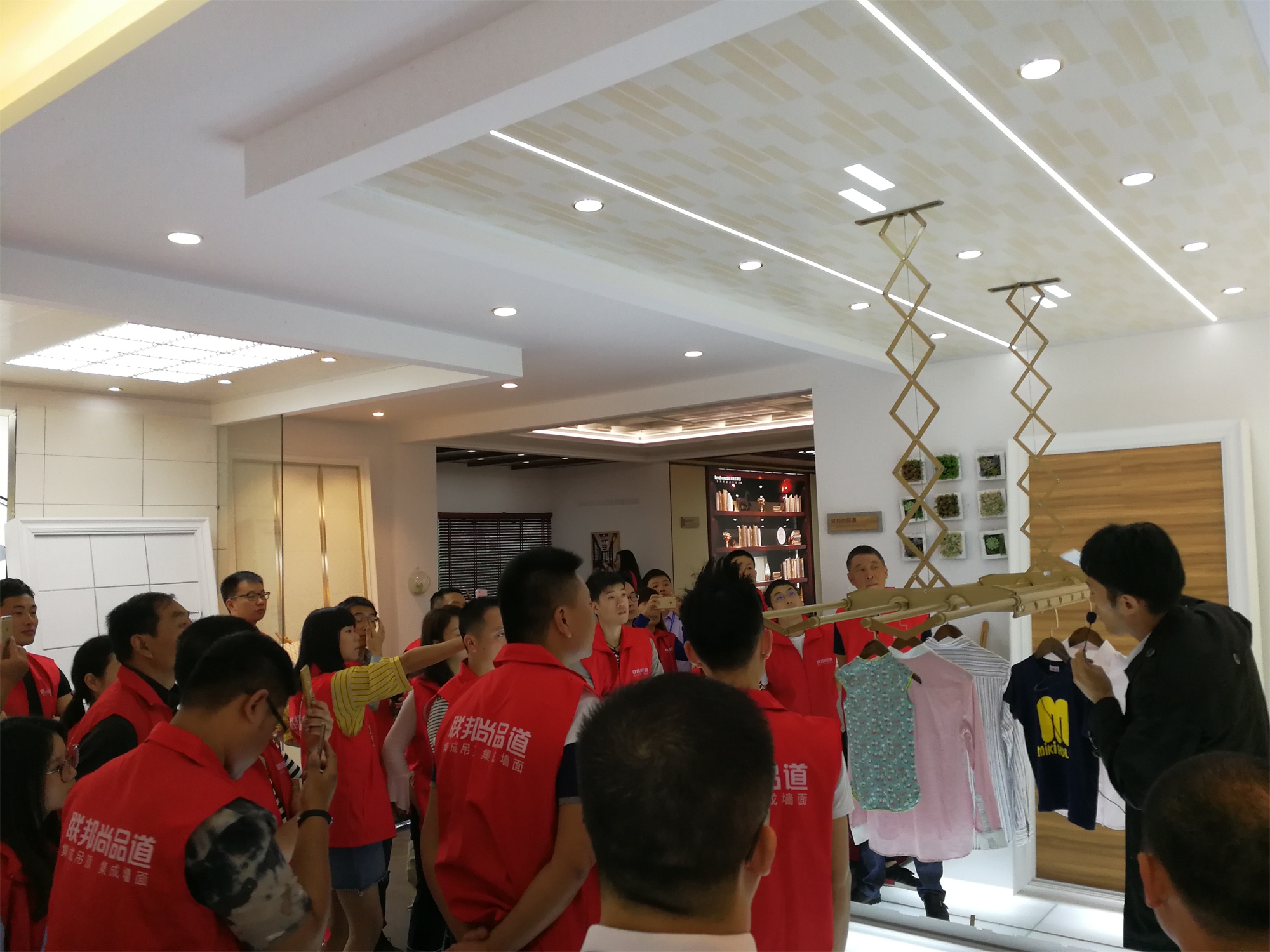 聯(lián)邦尚品道集成墻面|集成吊頂