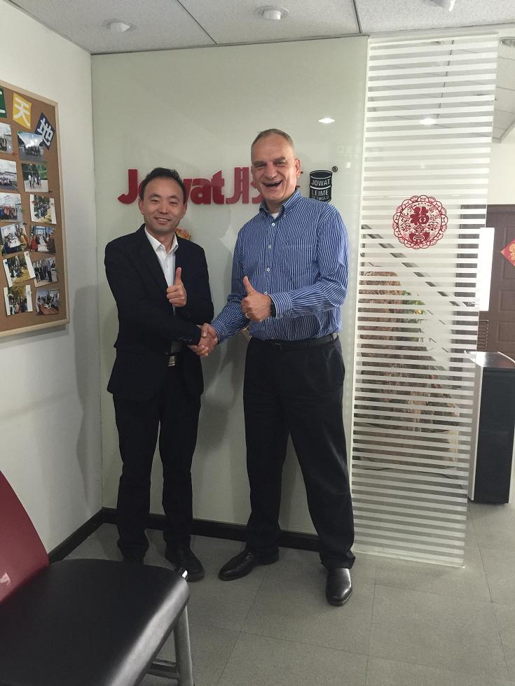 總經理楊彥光與JOWAT優沃德中國區總裁合影